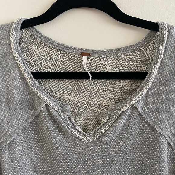 Free People Flowy Quarter-Length Top - Picture 2 of 5